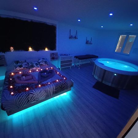 Gite Et Spa Au Secret Du Bonheur Hotel Pouilly-sur-Serre Luaran gambar