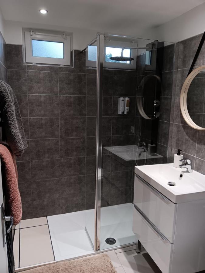 Gite Et Spa Au Secret Du Bonheur Hotel Pouilly-sur-Serre Luaran gambar